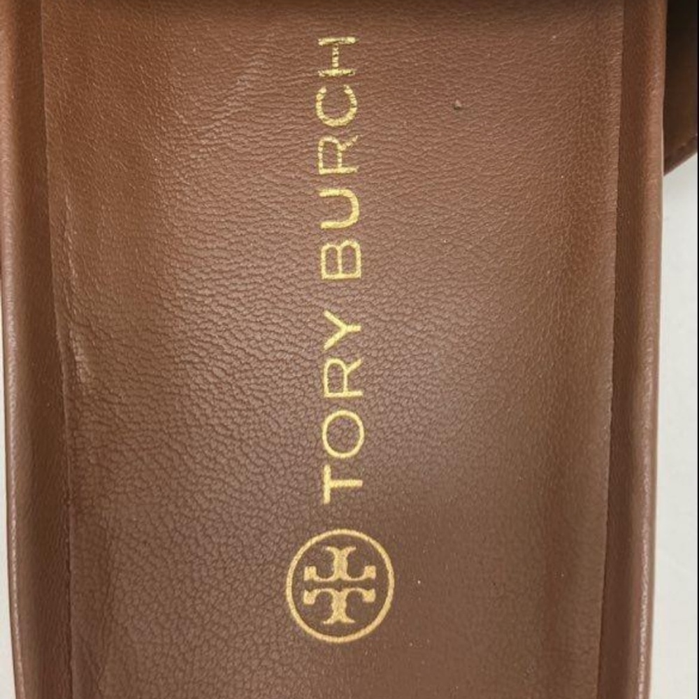 Tory Burch Brown Leather Sandals with Gold Logo - Picture 3 of 7